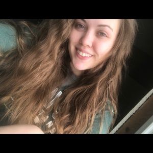 Meet your Posher, Brianna